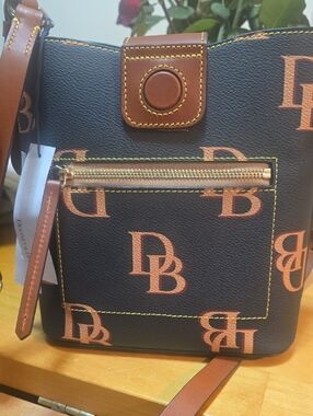 New With Tags Dooney & Bourke Small Ridley Purse. Charcoal.